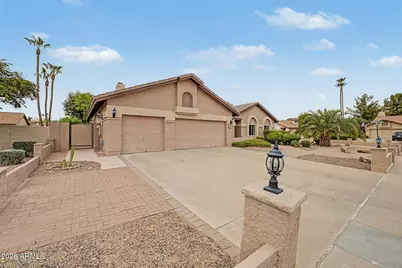 911 E Secretariat Drive, Tempe, AZ 85284 - Photo 3