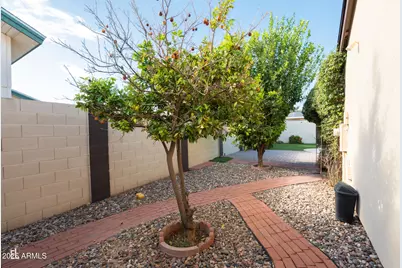 2316 W Port Royale Lane, Phoenix, AZ 85023 - Photo 27
