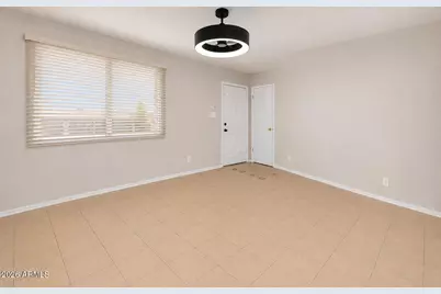4212 W Vista Avenue, Phoenix, AZ 85051 - Photo 7
