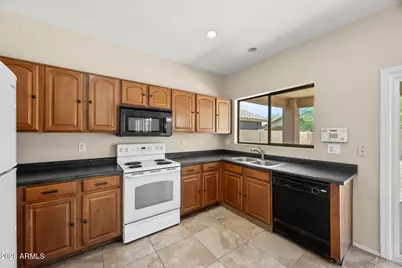 6917 S 50th Glen, Laveen, AZ 85339 - Photo 13
