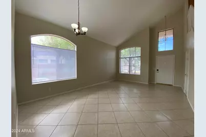 13701 N 82nd Avenue, Peoria, AZ 85381 - Photo 3
