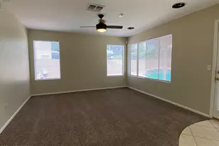 13701 N 82nd Ave, Peoria, AZ 85381 - Photo 7