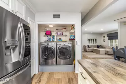 5402 E Windsor Avenue #Unit 17, Phoenix, AZ 85008 - Photo 5