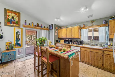 3302 W Melinda Lane, Phoenix, AZ 85027 - Photo 11