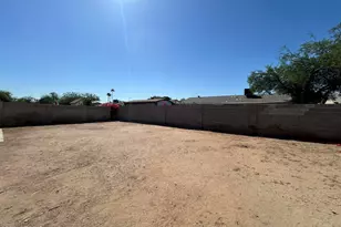 4335 E Nancy Ln, Phoenix, AZ 85042 - Photo 27