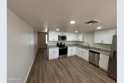 4335 E Nancy Lane, Phoenix, AZ 85042 - Photo 7