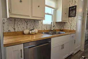 10201 N 99th Ave, Peoria, AZ 85345 - Photo 3