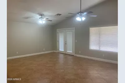 1400 E Vernoa Street, San Tan Valley, AZ 85140 - Photo 3