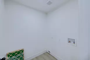 6427 W Lawrence Rd, Glendale, AZ 85301 - Photo 27