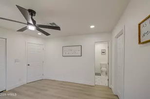 6427 W Lawrence Rd, Glendale, AZ 85301 - Photo 15