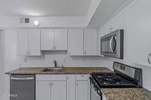 7141 N 16th St, Phoenix, AZ 85020 - Photo 37