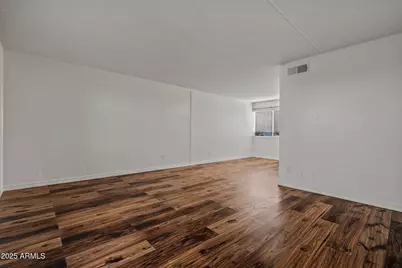 7141 N 16th Street #35, Phoenix, AZ 85020 - Photo 3