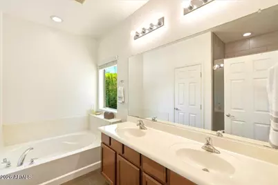 5637 W Euclid Avenue, Laveen, AZ 85339 - Photo 13