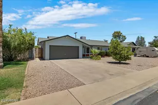 26 W Erie Dr, Tempe, AZ 85282 - Photo 29