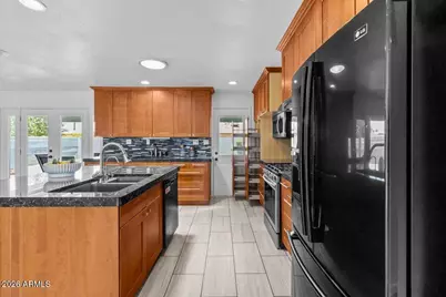 26 W Erie Drive, Tempe, AZ 85282 - Photo 13