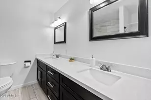 26 W Erie Dr, Tempe, AZ 85282 - Photo 17