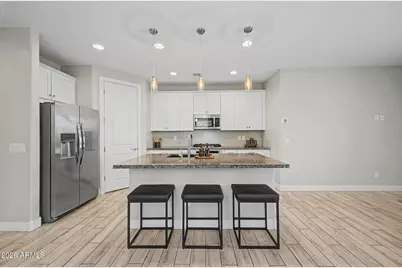 17455 W Bloomfield Road, Surprise, AZ 85388 - Photo 11