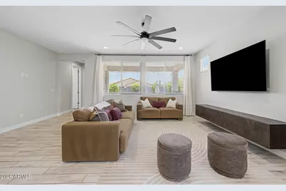 17455 W Bloomfield Road, Surprise, AZ 85388 - Photo 5
