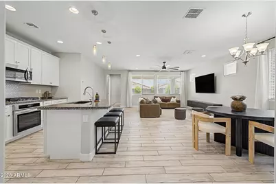 17455 W Bloomfield Road, Surprise, AZ 85388 - Photo 9