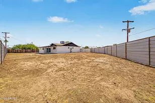 3554 W Townley Ave, Phoenix, AZ 85051 - Photo 21