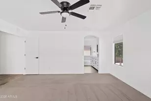 6536 W Desert Hollow Dr, Phoenix, AZ 85083 - Photo 11