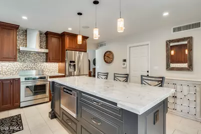 10675 E Cinnabar Avenue, Scottsdale, AZ 85258 - Photo 19