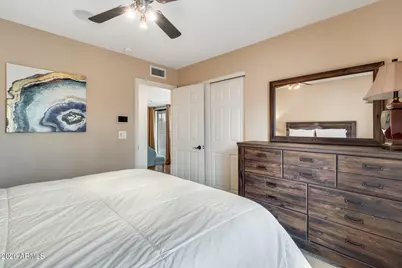 10675 E Cinnabar Avenue, Scottsdale, AZ 85258 - Photo 35