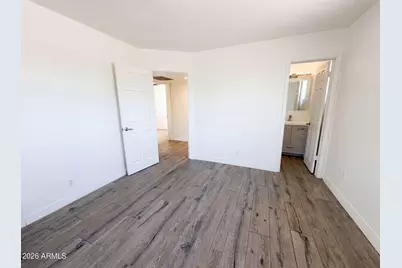 4505 W Clarendon Avenue, Phoenix, AZ 85031 - Photo 13