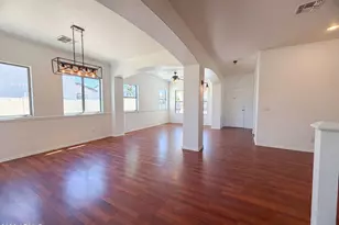 38487 N Lamar Dr, San Tan Valley, AZ 85140 - Photo 9
