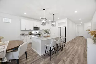 17986 W Soft Wind Dr, Surprise, AZ 85387 - Photo 3