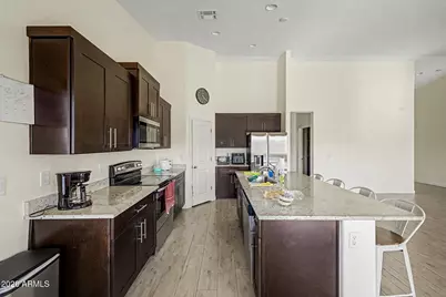 10997 W Cambria Circle, Arizona City, AZ 85123 - Photo 13