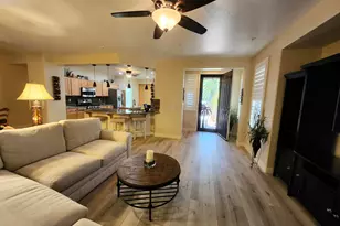12864 W Hedge Hog Pl, Peoria, AZ 85383 - Photo 3