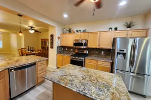 12864 W Hedge Hog Pl, Peoria, AZ 85383 - Photo 5