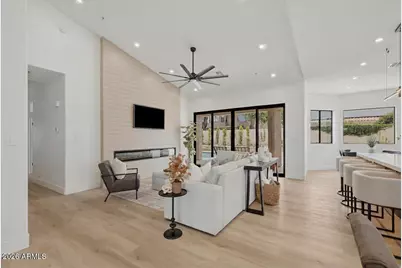 9034 E Helm Drive, Scottsdale, AZ 85260 - Photo 5