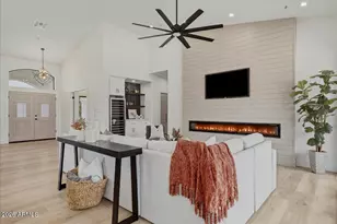 9034 E Helm Dr, Scottsdale, AZ 85260 - Photo 23