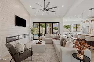 9034 E Helm Dr, Scottsdale, AZ 85260 - Photo 13