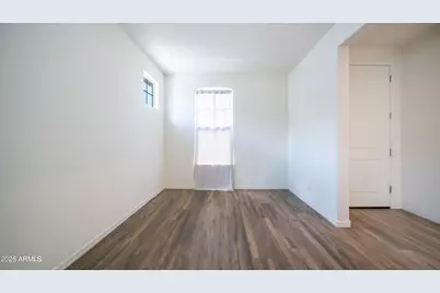 10872 W Marshall Avenue, Phoenix, AZ 85037 - Photo 7