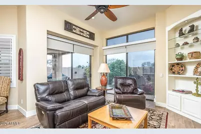 8331 E Cactus Wren Road, Scottsdale, AZ 85250 - Photo 15
