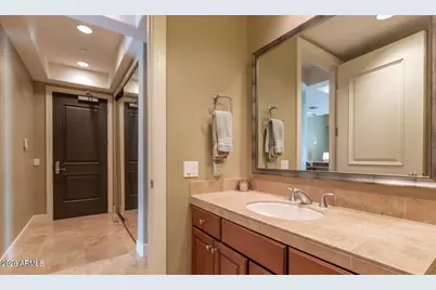 2211 E Camelback Road #104, Phoenix, AZ 85016 - Photo 7