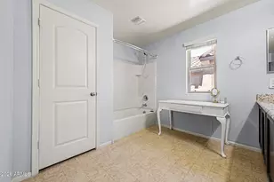7773 W Bonitos Dr, Phoenix, AZ 85035 - Photo 19