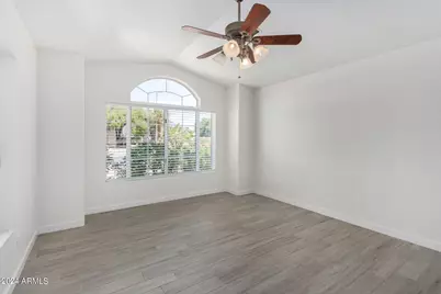 927 W Grand Caymen Drive, Gilbert, AZ 85233 - Photo 5