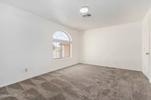 927 W Grand Caymen Dr, Gilbert, AZ 85233 - Photo 27