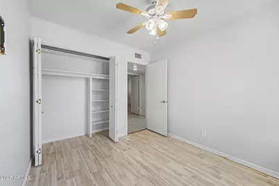2815 W Villa Rita Drive, Phoenix, AZ 85053 - Photo 17