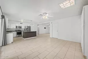 2815 W Villa Rita Dr, Phoenix, AZ 85053 - Photo 5