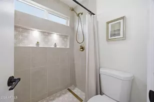 8016 E Colby St, Mesa, AZ 85207 - Photo 15