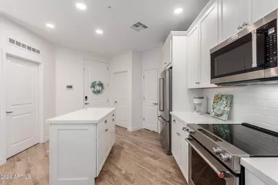 2511 W Queen Creek Road #174, Chandler, AZ 85248 - Photo 5