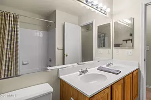 8721 N 109th Ave, Peoria, AZ 85345 - Photo 31