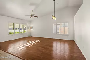 8721 N 109th Ave, Peoria, AZ 85345 - Photo 9