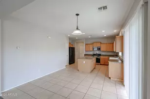 19417 W Morning Glory Dr, Buckeye, AZ 85326 - Photo 9