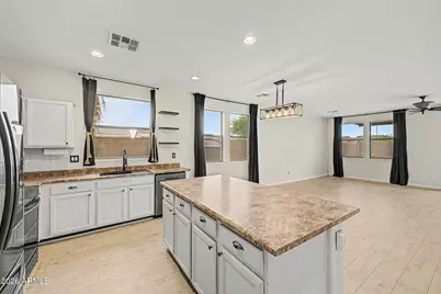 12122 W Villa Chula Court, Sun City, AZ 85373 - Photo 21